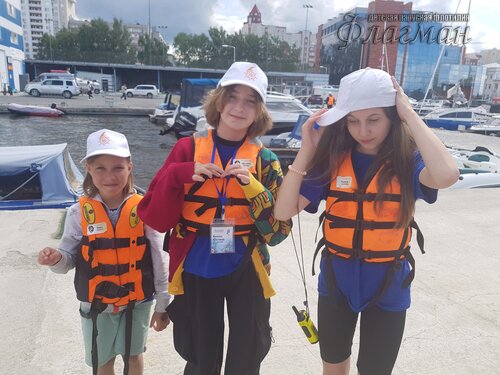 2025_07_08_150836 Джонни ГорбачёваА БрееваЮ МундрусоваА